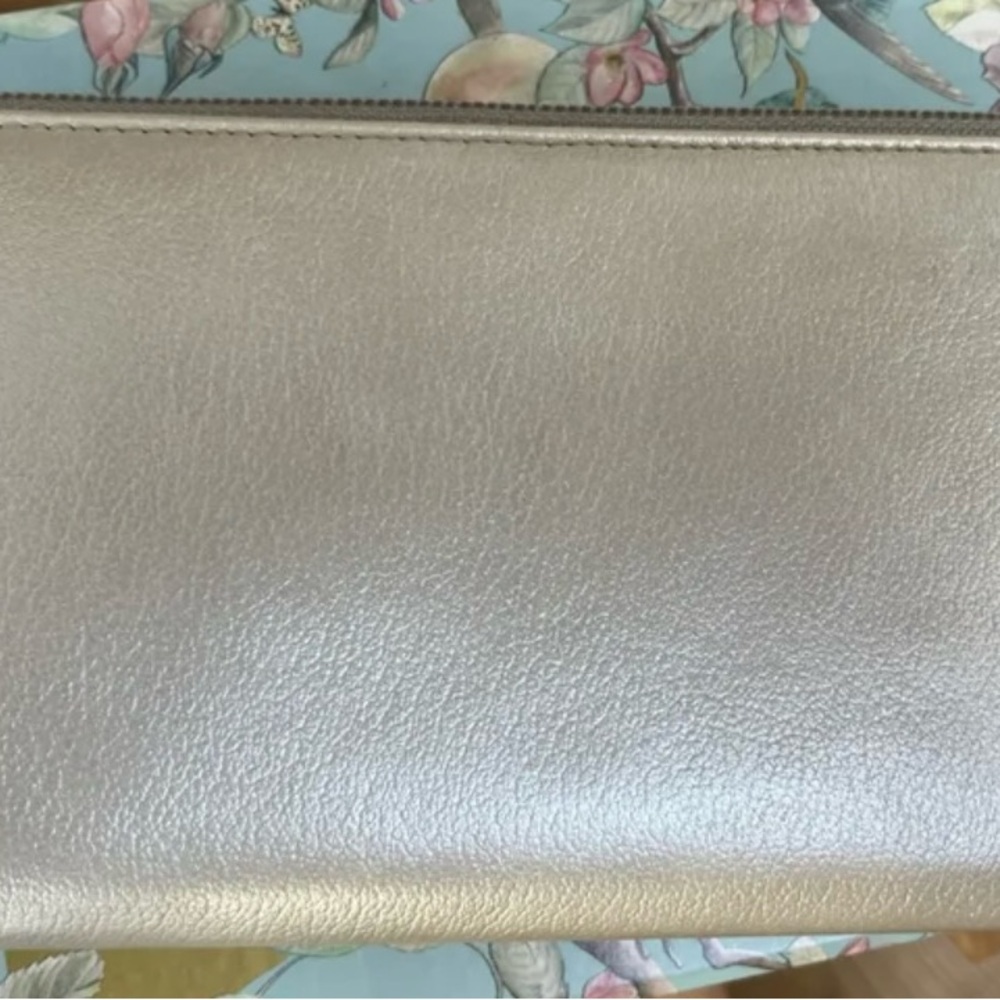 Chanel Silver Women's Wallet - Picture 5 of 8